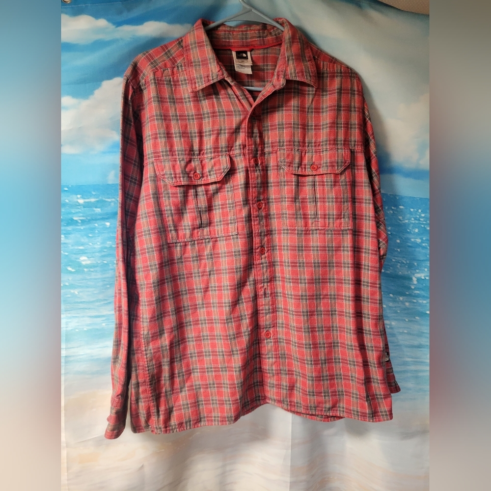 The North Face Men's‎ Plaid Flannel Button Down Shirt Size Medium